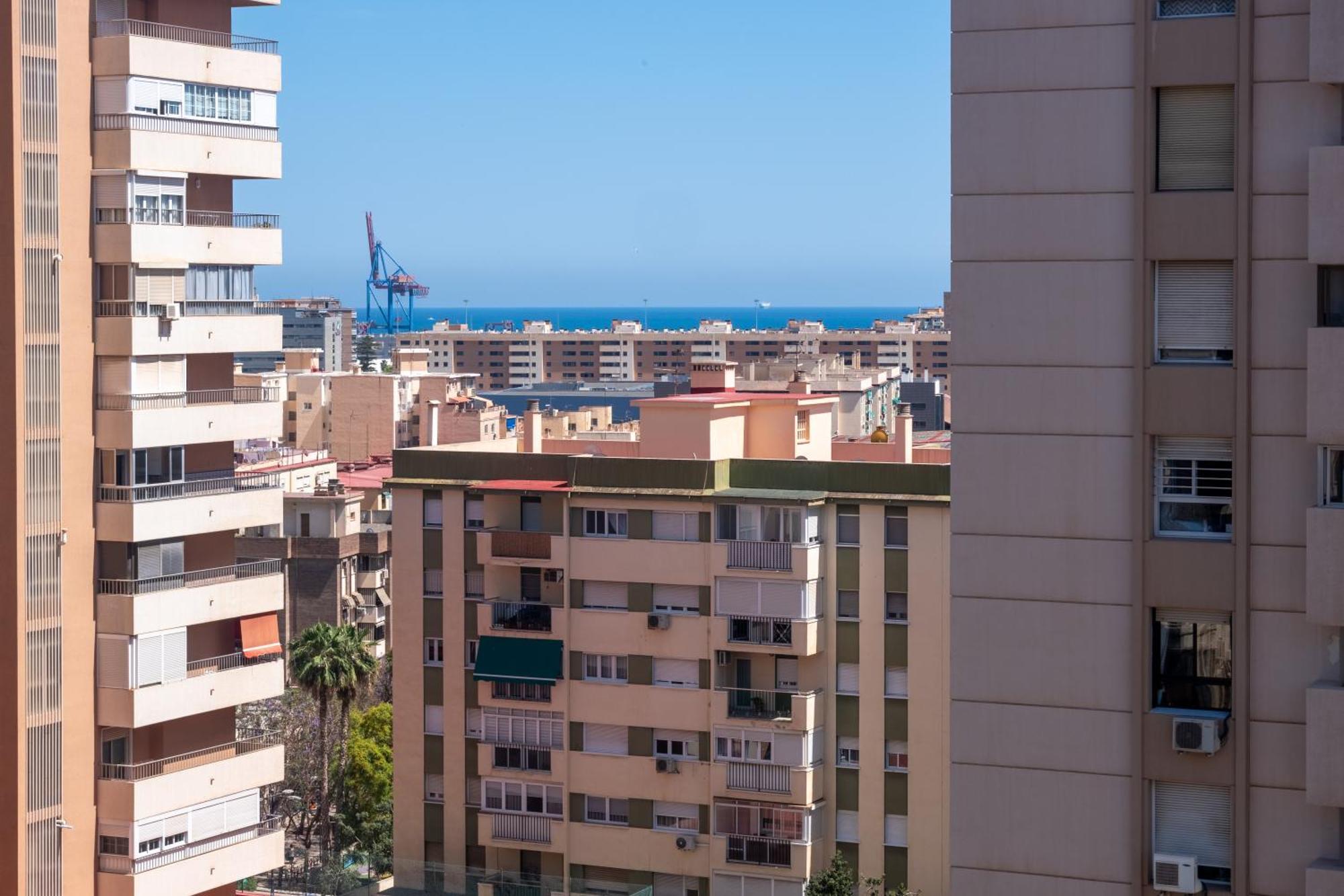 Lejlighed Bright With Views 3 Bedrooms 2 Bathrooms *